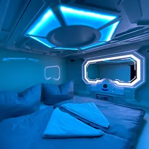 Space Night Capsule ベルリン